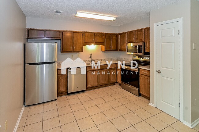 Building Photo - 4581 La Paloma Ln