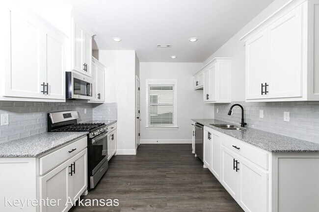 Foto del edificio - 3 br, 2 bath House - 1040 Sunshine Court