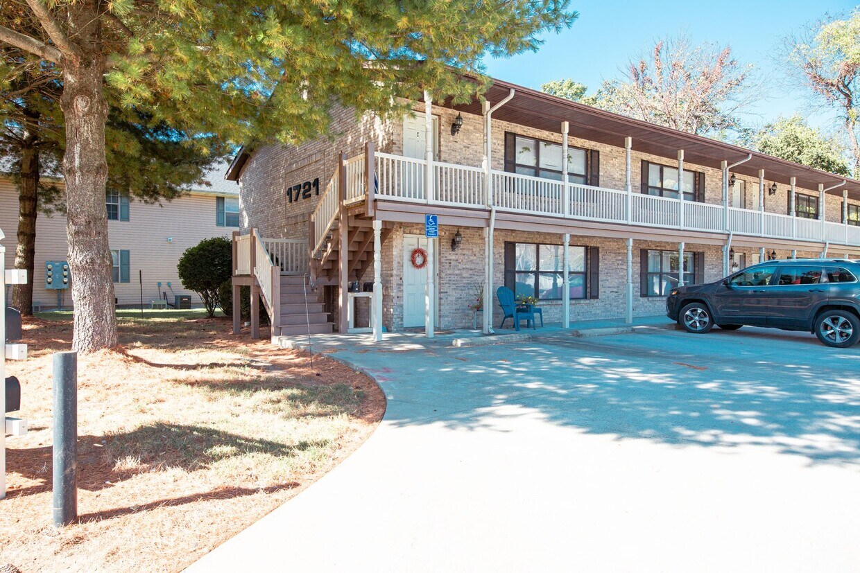 Foto principal - Shadow Ridge Apartments