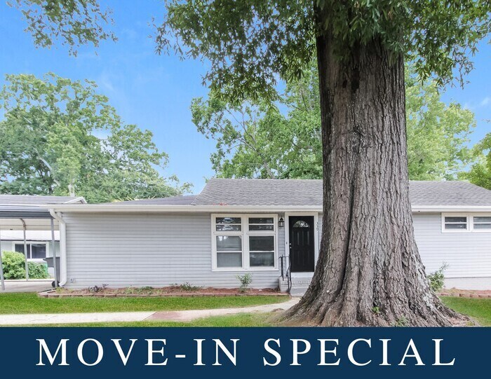 Primary Photo - Enjoy living the good life in this 3 bedro...