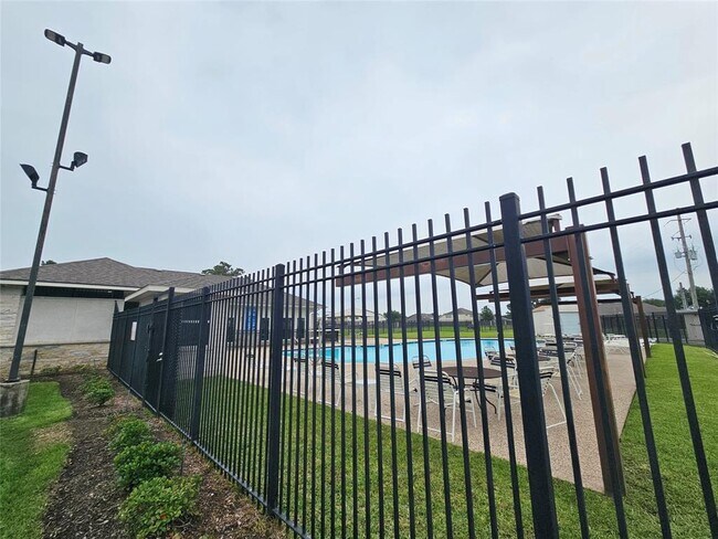Building Photo - 1711 Sonoma Trail Dr