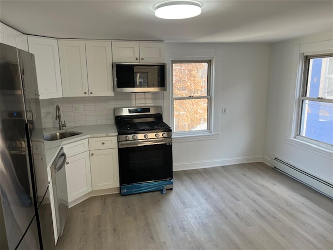 Foto principal - 8 6th St