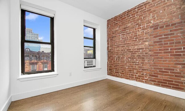 Building Photo - 81 Orchard Street