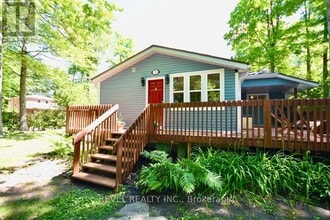 Building Photo - 39 Domar Rd