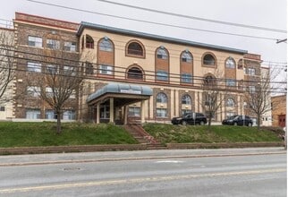 Building Photo - 130 Lemarchant Rd