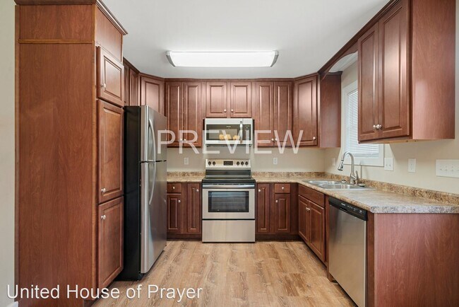 3 br, 2 bath House - 4120 Dinglewood Ave photo'