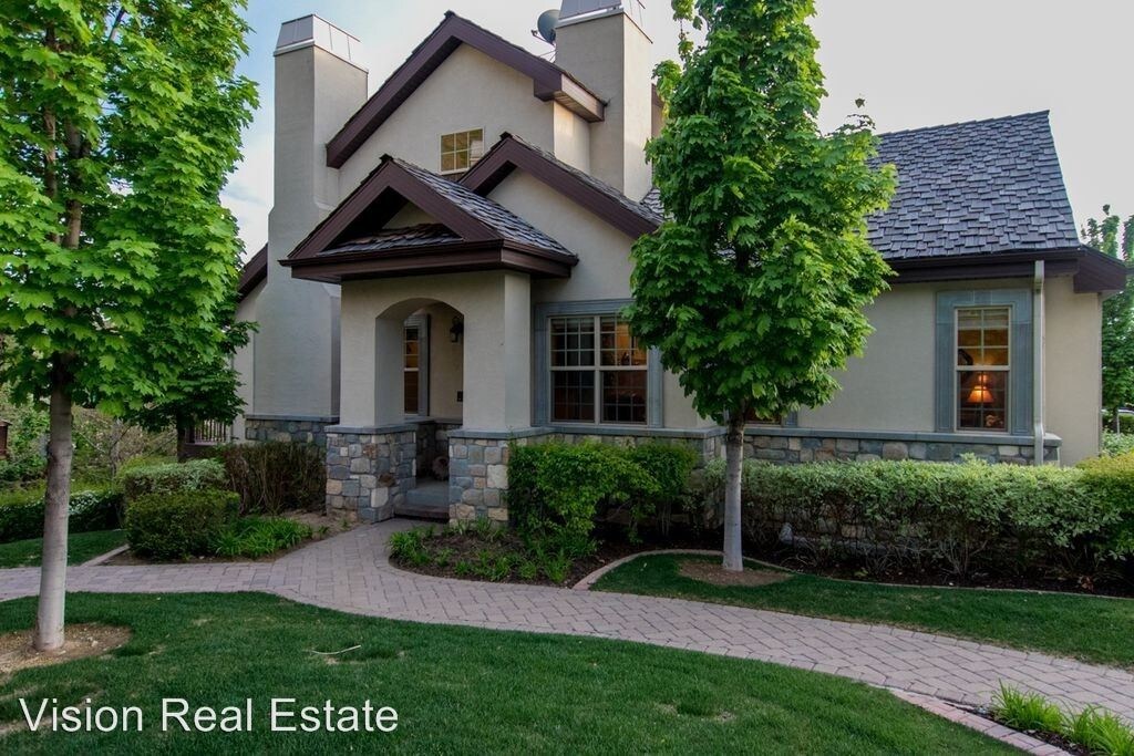 Foto principal - 3 br, 3.5 bath House - 1016 Waterford Lane
