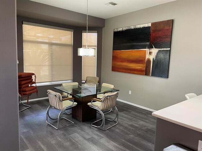 Building Photo - 39357 Mirage Cir