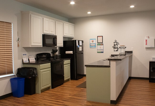 Photo - 1500 N Ruddell St Apartments