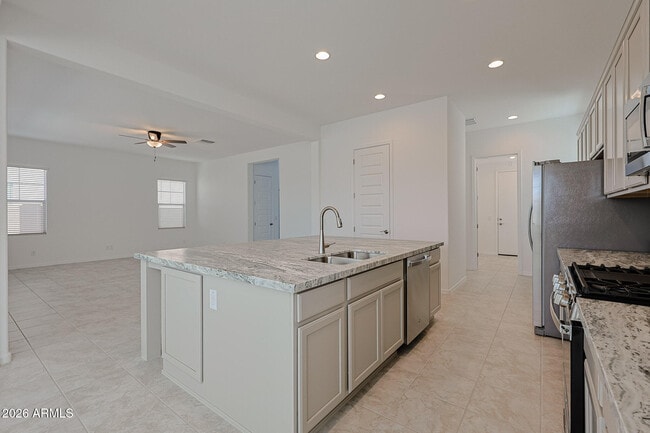 Foto del edificio - 7671 W Smoketree Dr