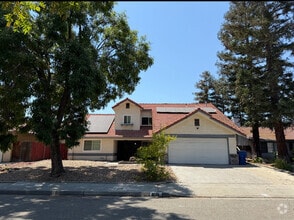 Building Photo - 8919 N Archie Ave