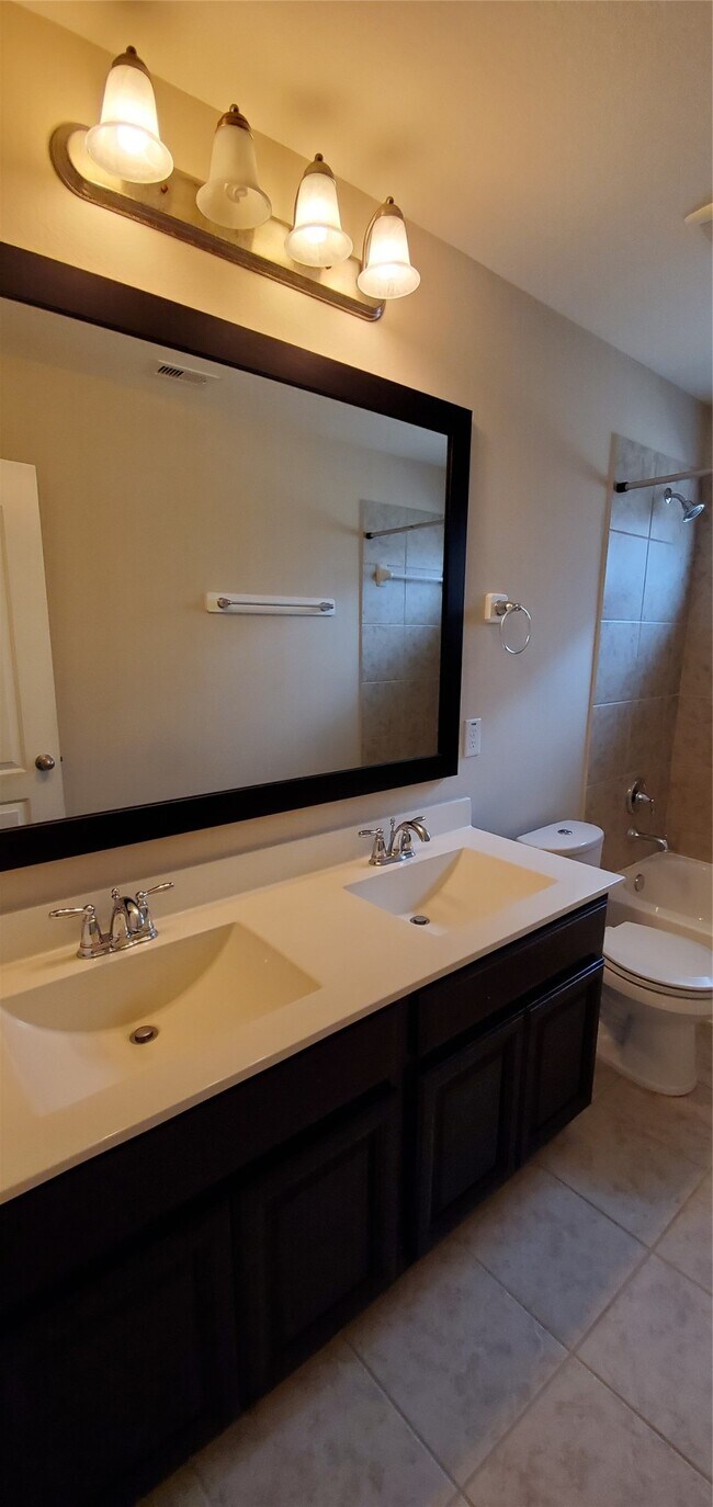 Foto del edificio - 26306 Reston Hill Ln