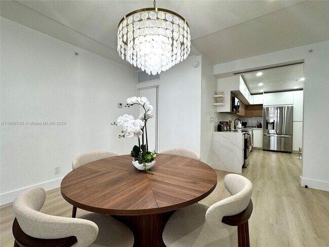 Foto del edificio - 3001 S Ocean Dr