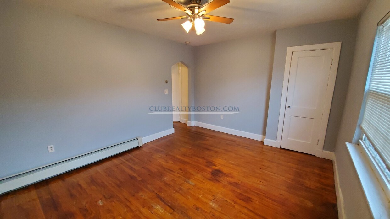 Primary Photo - 22 Beechcroft St
