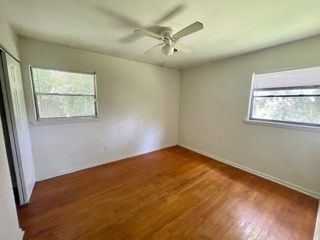 Foto del edificio - 314 Cardinal Ct