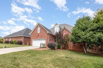 Building Photo - 1610 Elkhart Cir