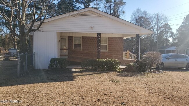 Building Photo - 2701 Webb St