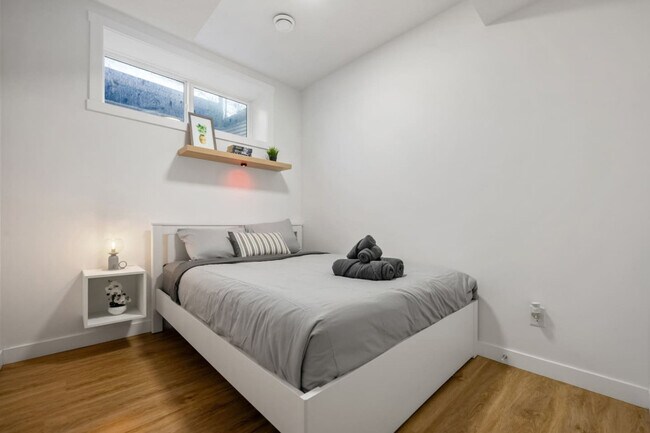 Building Photo - 19 Cornerstone Link NE