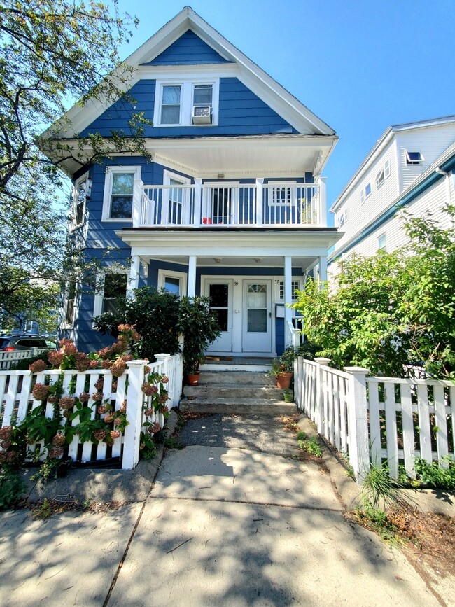 Building Photo - 59 Cameron Ave