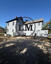 Building Photo - 414 E Morehead St