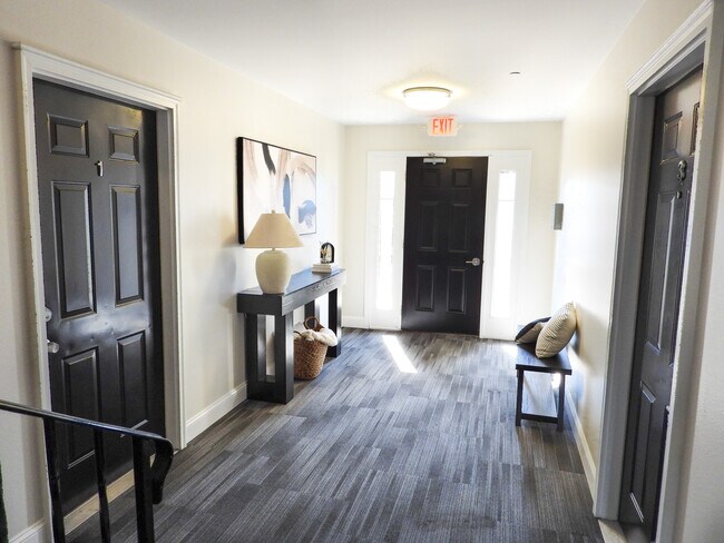 Pasillo interior - Roachton Flats