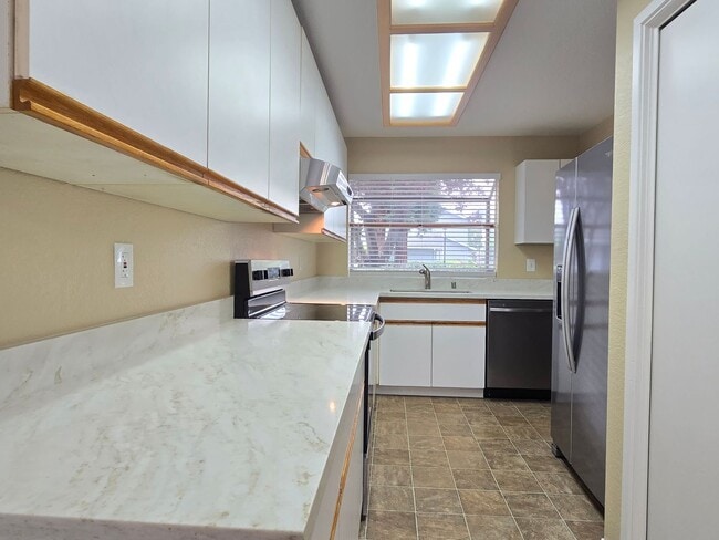 Photo - Spacious 2-Story Townhome, Updated Kitchen...