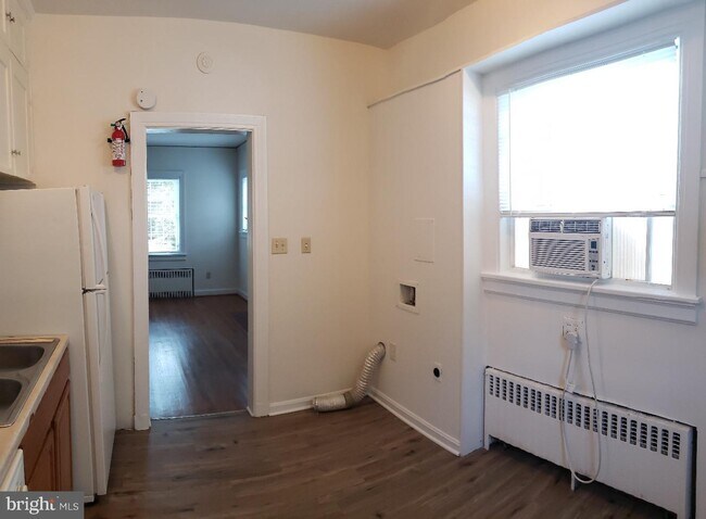 Building Photo - 1430 Franklin St