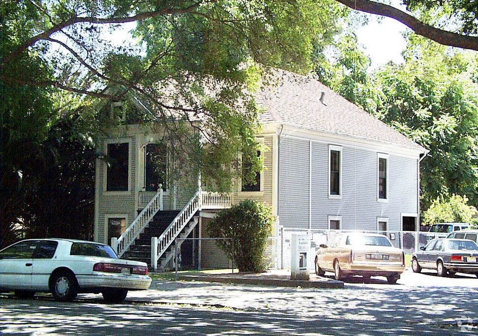 Foto principal - 1022 S St