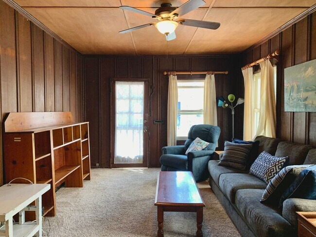 Foto del edificio - MISSION BEACH COTTAGE 2BD/1BA - FULLY FURNISHED - Available September 8, 2026 - 6/25/27