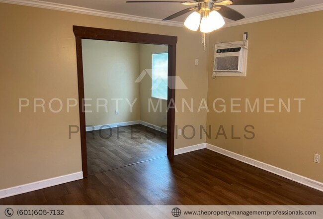 Foto del edificio - 1552 Reddix St