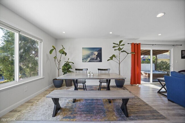 Foto del edificio - 3 br, 2 bath House - 19000 Mayberry Drive