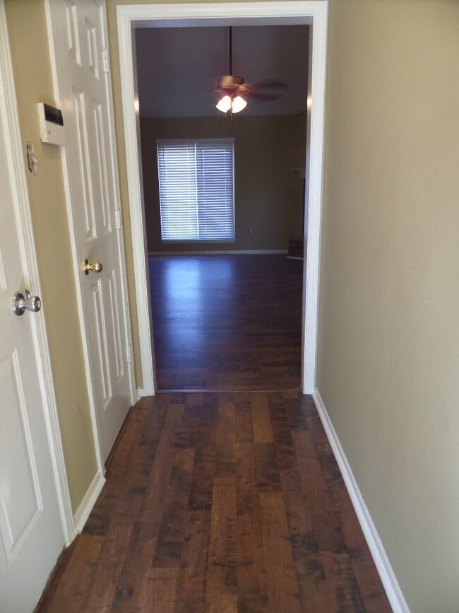 Building Photo - MAGNOLIA SUBDIVISION, COVE LOT!