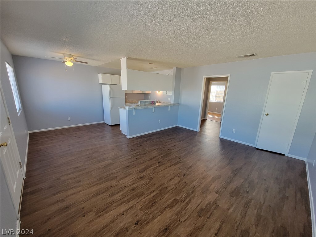 2023 Bassler St, North Las Vegas, NV 89030 - Townhome Rentals in North ...