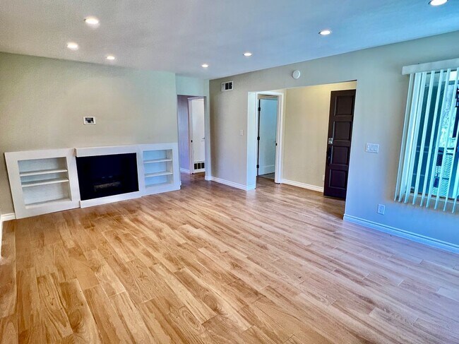 Foto del edificio - 1144 Stonewall Cir