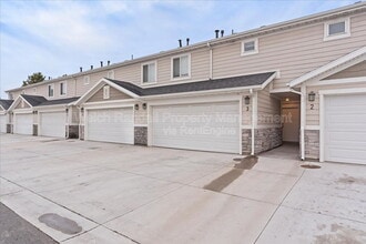 Building Photo - 1177 Shady Brook Ln S