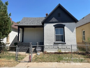 Building Photo - 104 N Glendale Ave