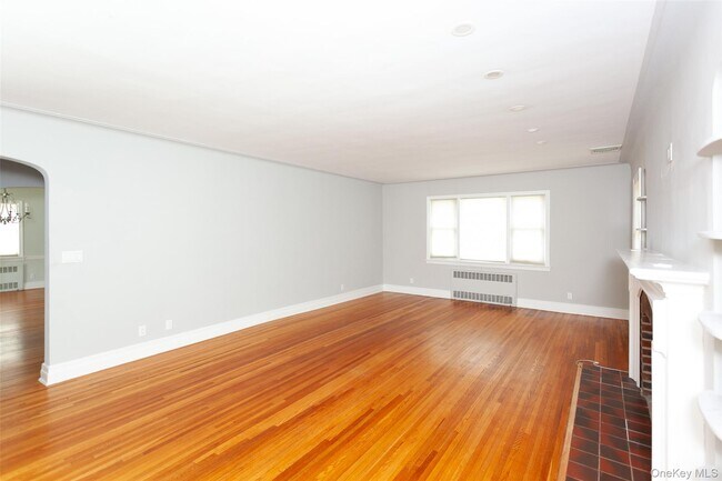 Foto del edificio - 355 E Beech St