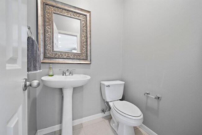 Foto del edificio - 1213 Oneil St