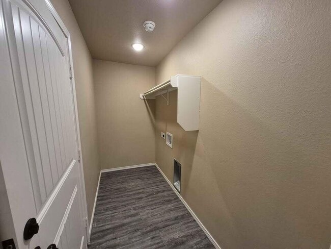 Building Photo - 2926 E Cornell St