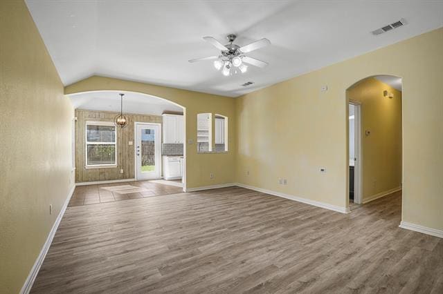 Building Photo - 1012 Villa Paloma Blvd