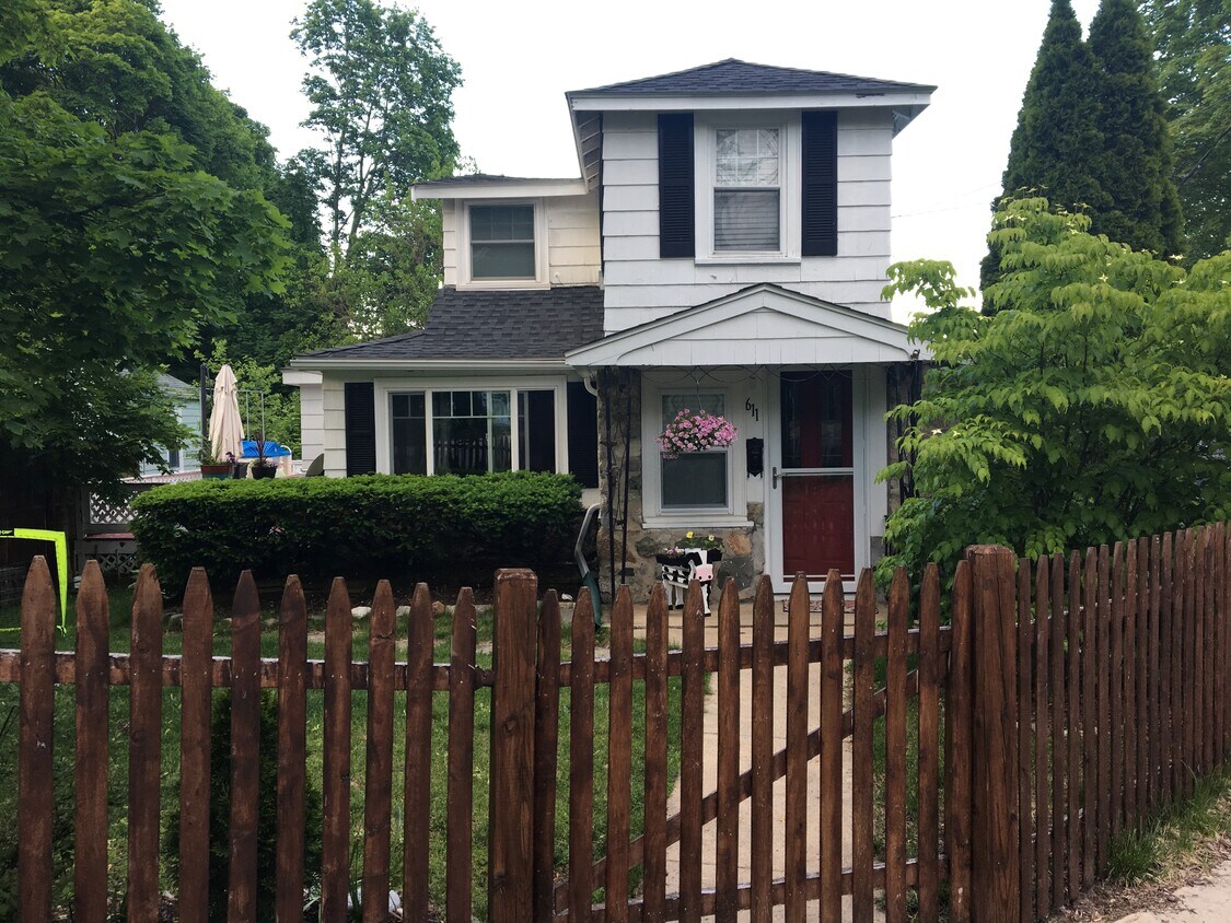 611 Fulton St, Medford, MA 02155 House for Rent in Medford, MA