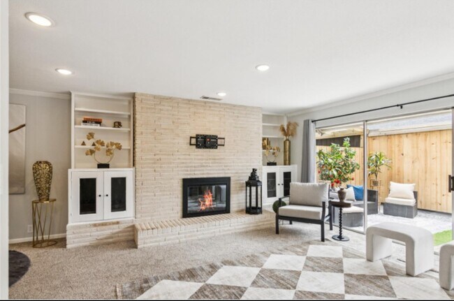 Foto del edificio - 6429 Burgoyne Rd