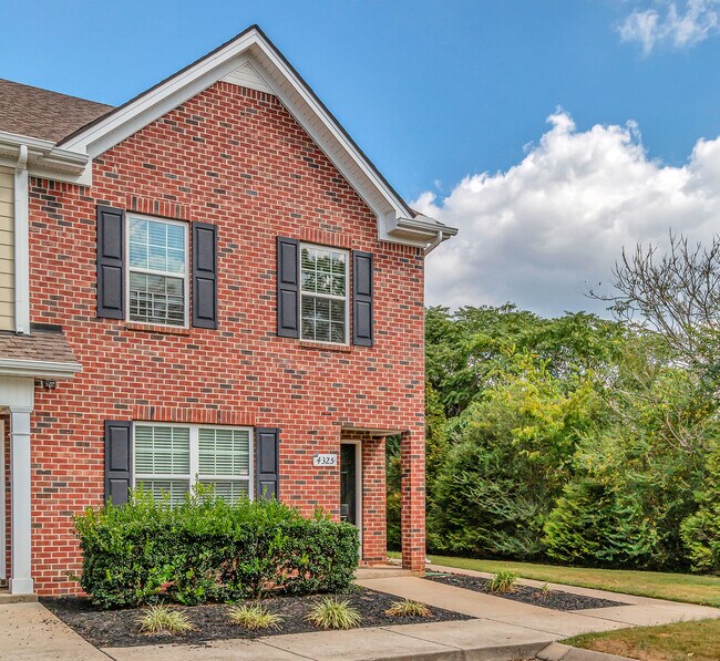 Foto del edificio - 4325 Aurora Cir