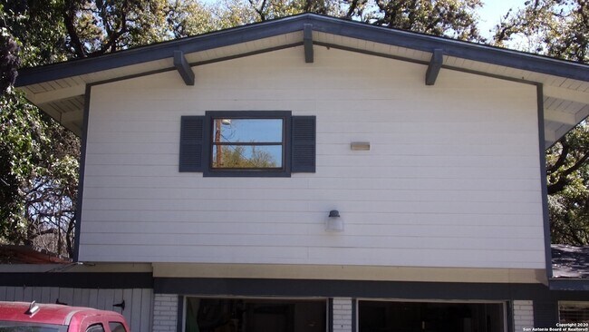 Foto del edificio - 212 S Winston Lane