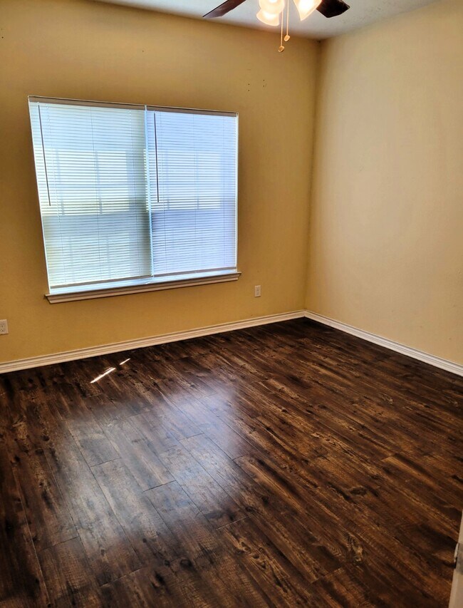 Foto del edificio - 6913 Appomattox Dr