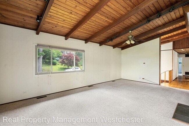 Building Photo - 5 br, 3 bath House - 21 Lexington Drive