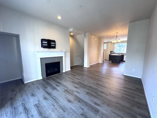 Building Photo - 15154 NW Fig Ln