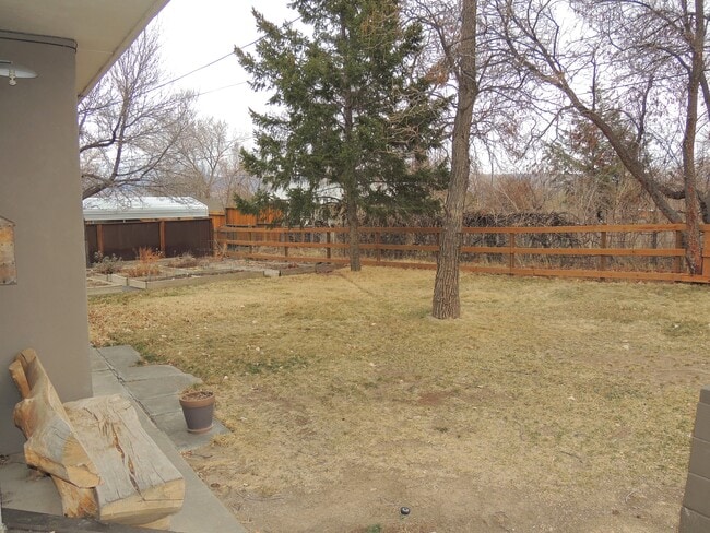 Building Photo - 408 Dressell Dr