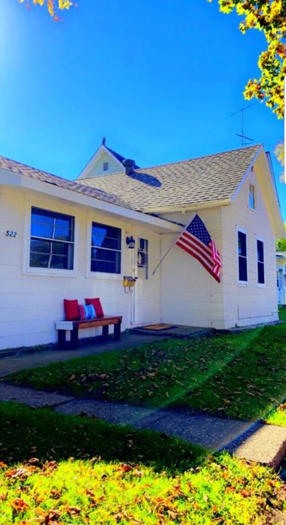 522 Farnam St, La Crosse, WI 54601 House Rental in La Crosse, WI