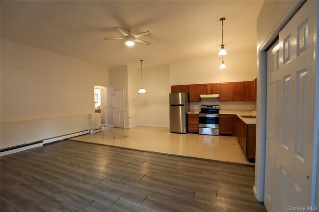 Foto del edificio - 1116 NY-28